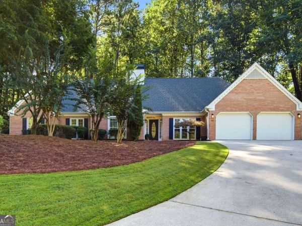 410 Barlow Court, Johns Creek, GA 30022