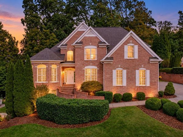 4901 Preston Park Drive, Kingsport, TN 37664