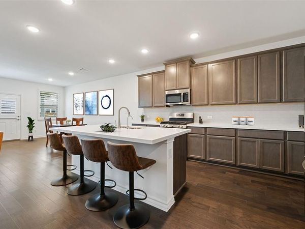 1003 Sandra Ann WAY , Hutto, TX 78634