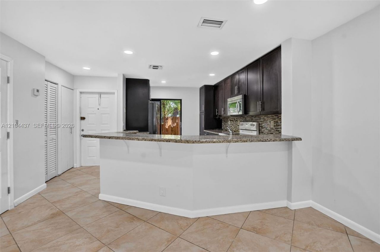 7690 Lago Del Mar Dr , Unit 407, Boca Raton, FL 33433 Photo