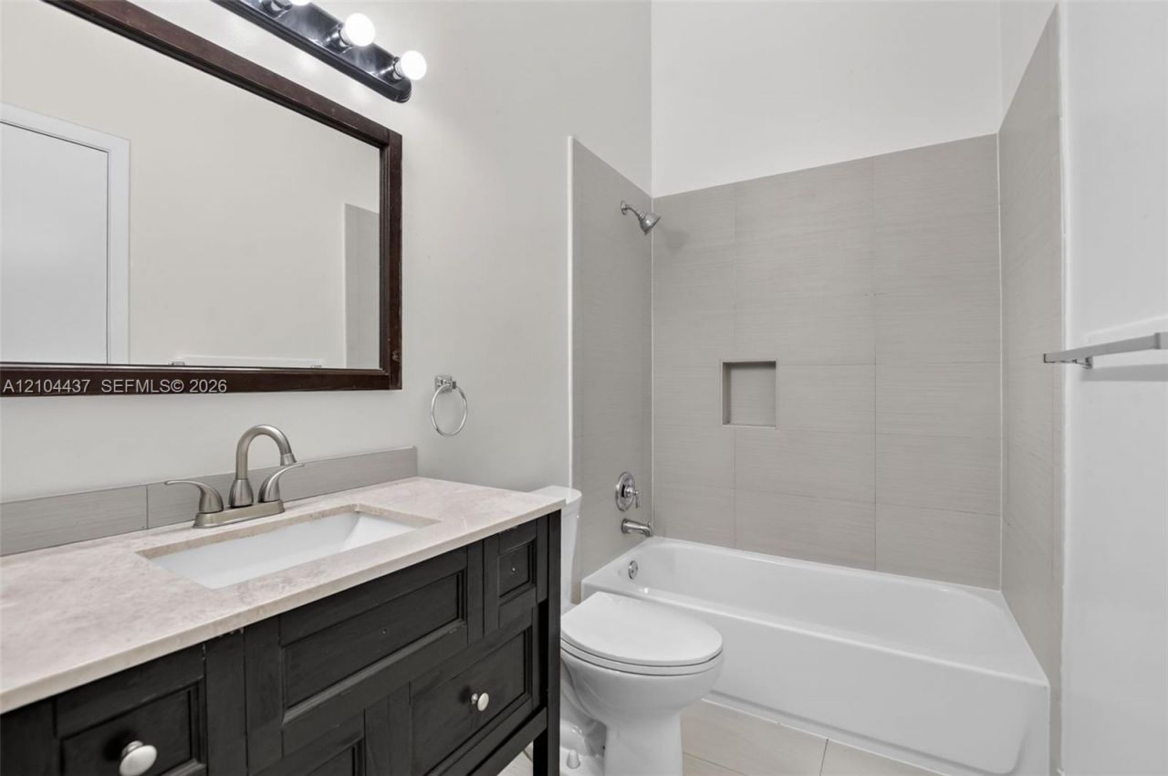 7690 Lago Del Mar Dr , Unit 407, Boca Raton, FL 33433 Photo