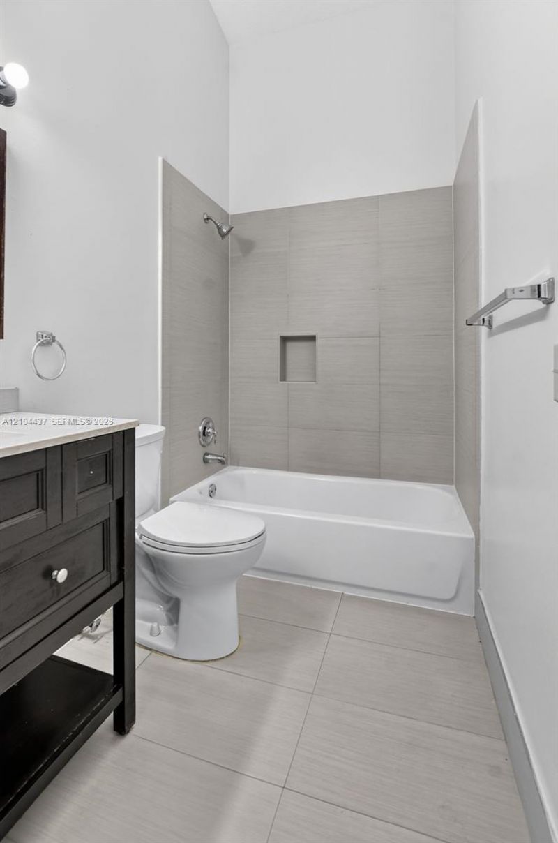 7690 Lago Del Mar Dr , Unit 407, Boca Raton, FL 33433 Photo