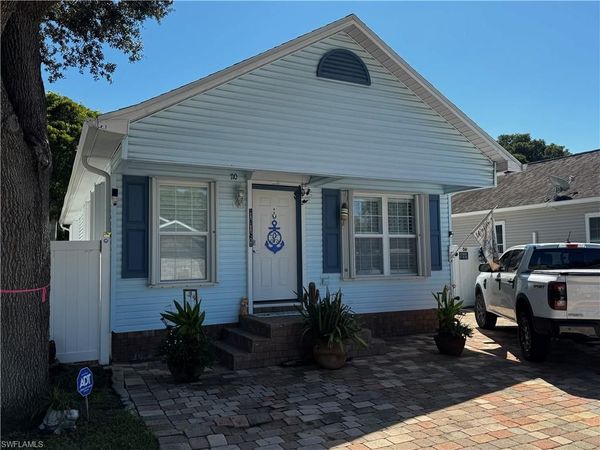 110 Leawood CIR , NAPLES, FL 34104