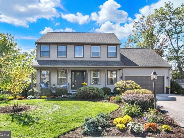 8 HEDGE ROW, GETTYSBURG, PA 17325