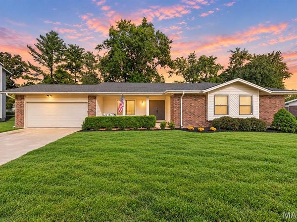 12839 Hasbrook Drive, St Louis, MO 63146