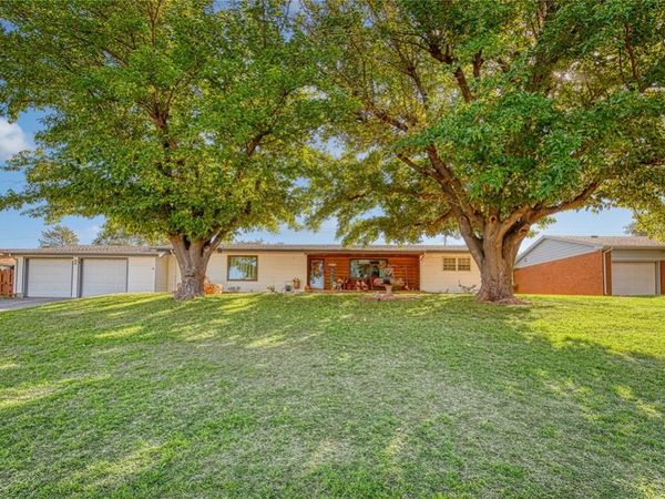 903 S Cearlock Avenue, Cheyenne, OK 73628