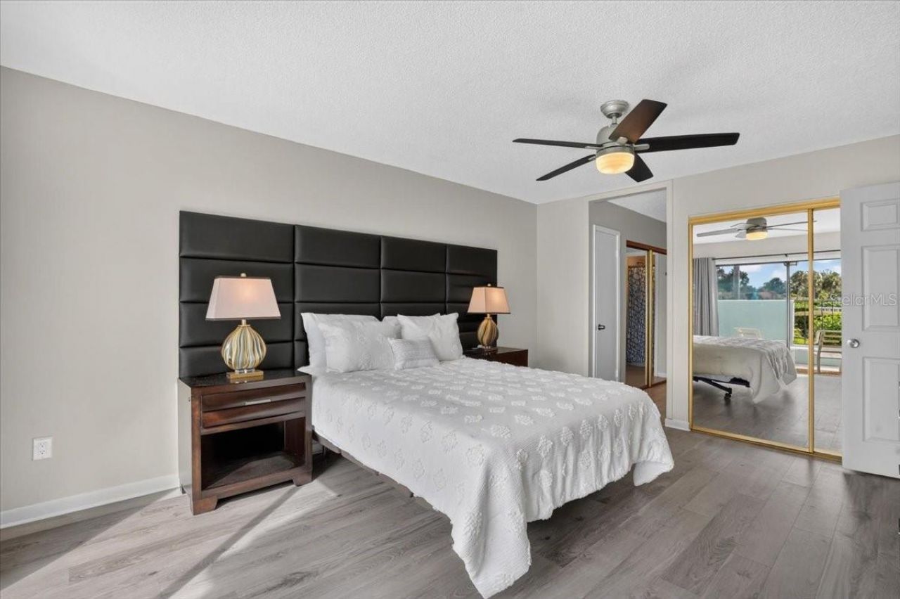2319 Lakeside Mews , Unit B3, Sarasota, FL 34235 Photo