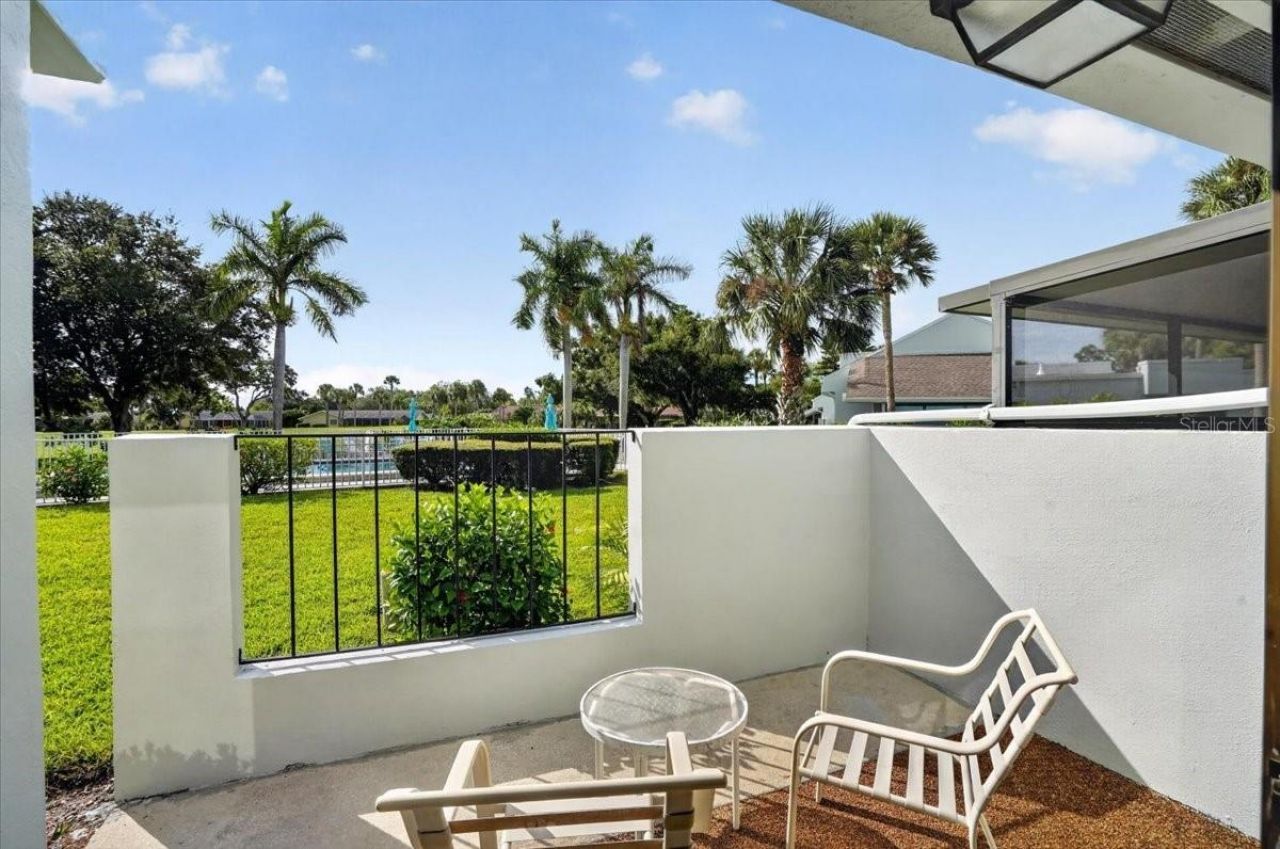 2319 Lakeside Mews , Unit B3, Sarasota, FL 34235 Photo