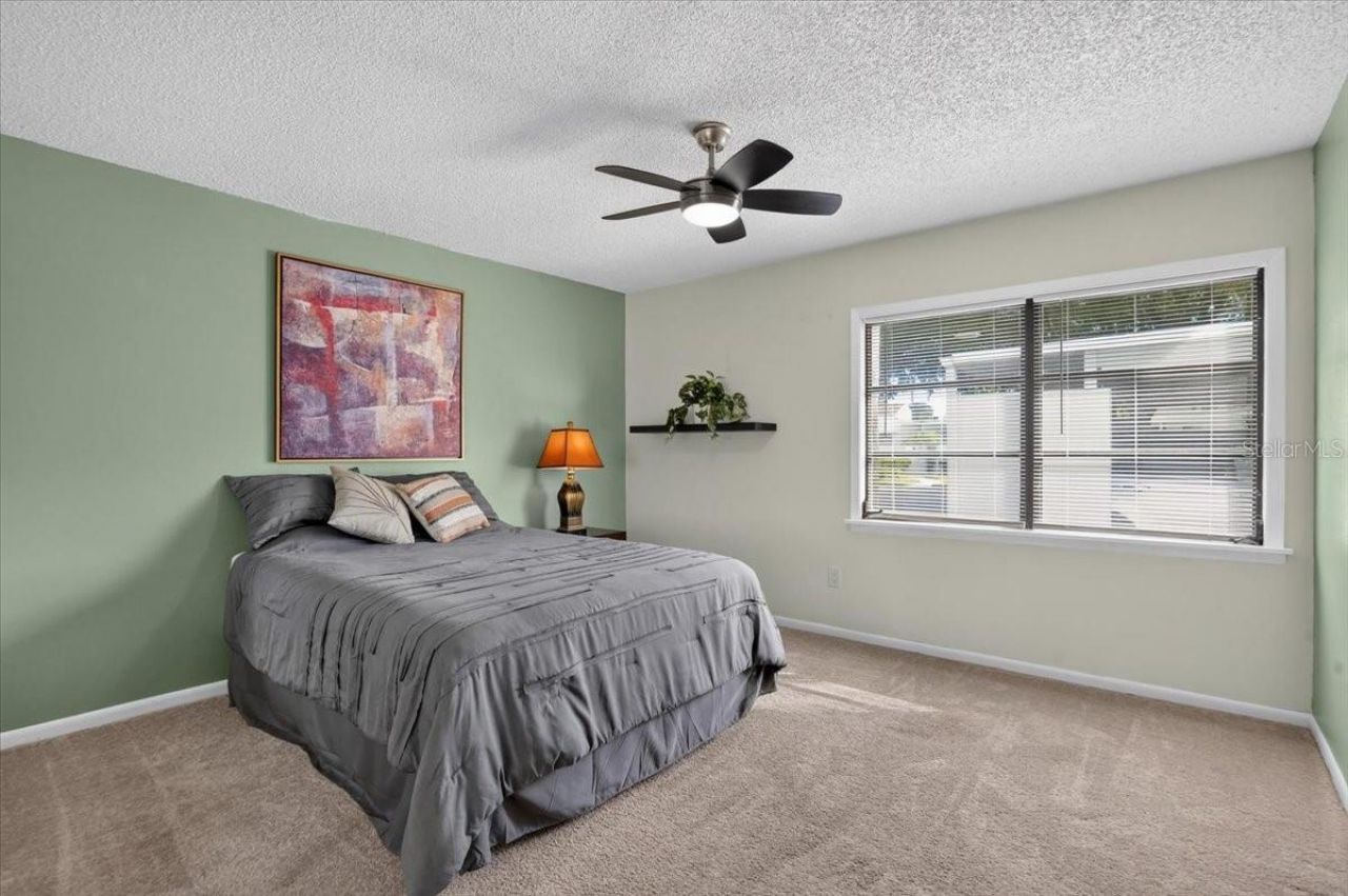 2319 Lakeside Mews , Unit B3, Sarasota, FL 34235 Photo