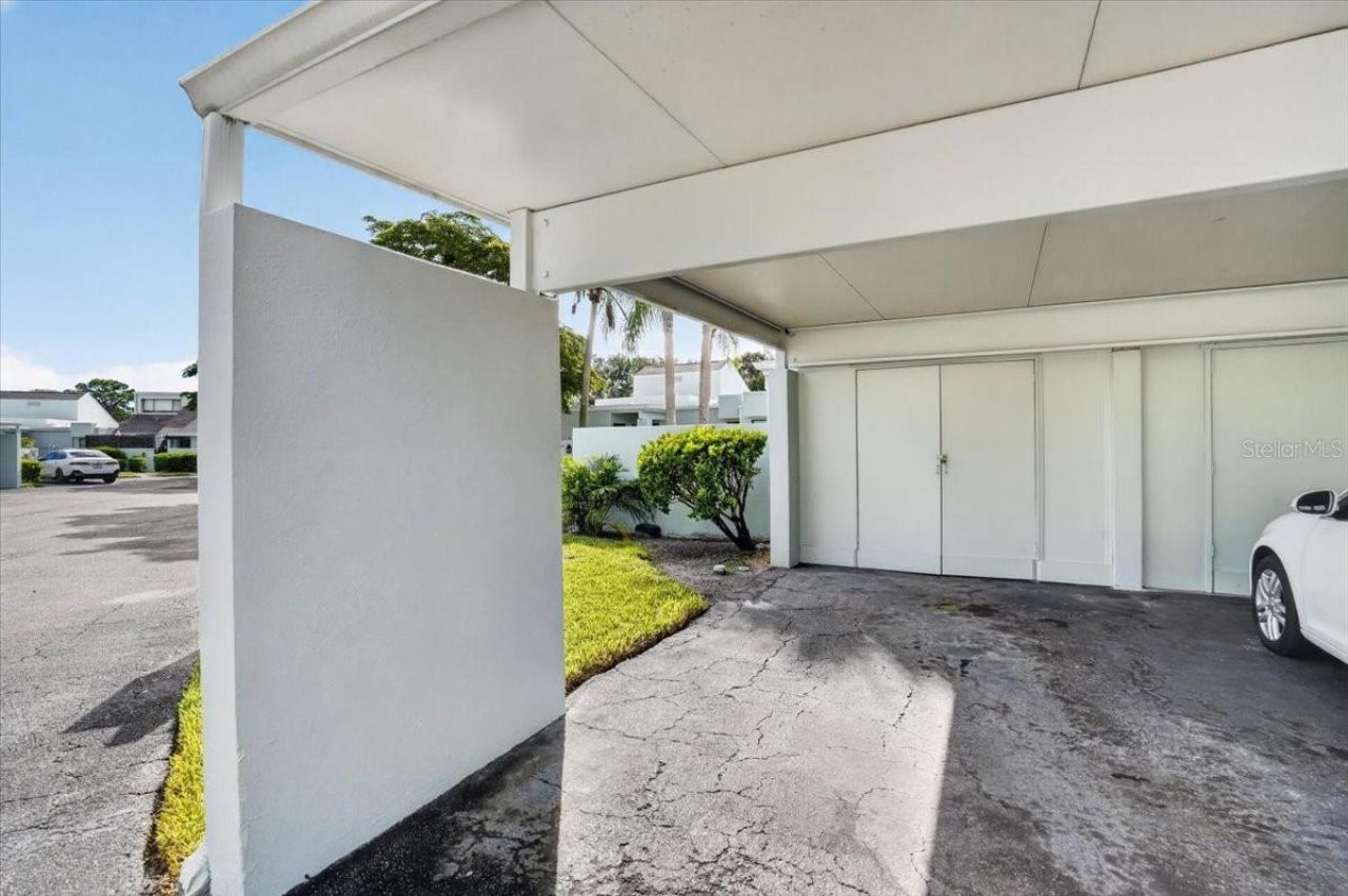 2319 Lakeside Mews , Unit B3, Sarasota, FL 34235 Photo