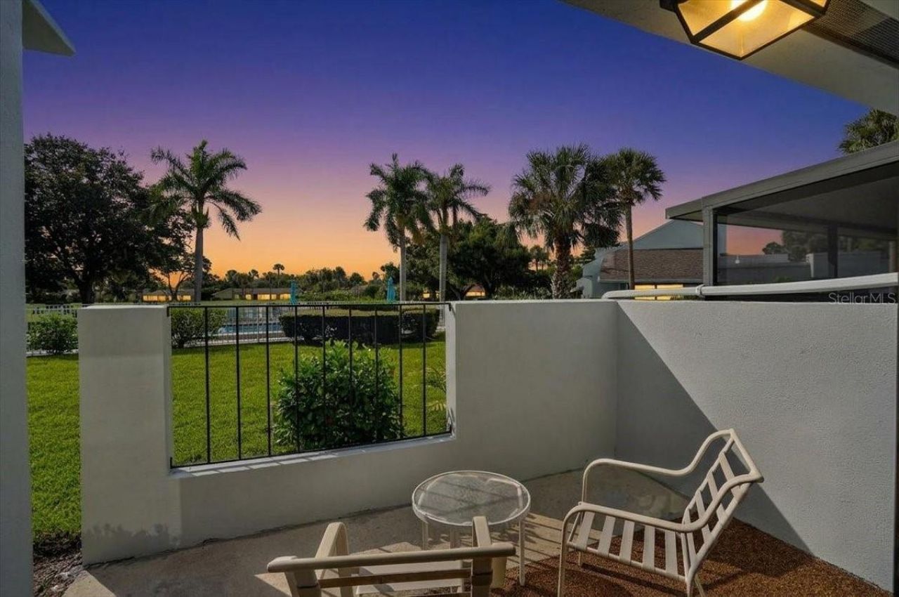 2319 Lakeside Mews , Unit B3, Sarasota, FL 34235 Photo