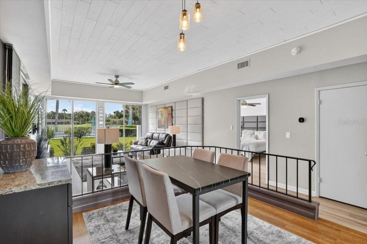 2319 Lakeside Mews , Unit B3, Sarasota, FL 34235 Photo