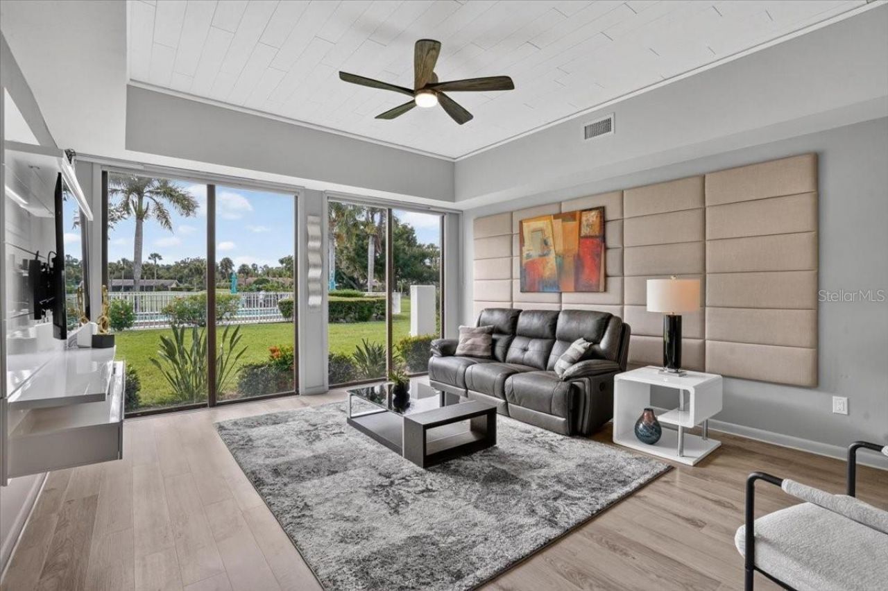 2319 Lakeside Mews , Unit B3, Sarasota, FL 34235 Photo