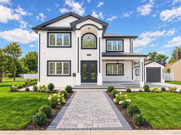 Valley Stream, NY 11580