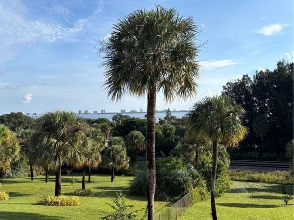 4203 NE Skyline Drive , Jensen Beach, FL 34957