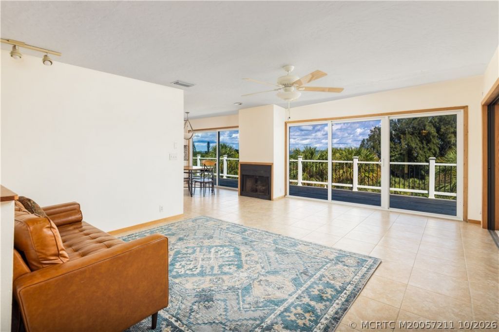 4203 NE Skyline Drive, Jensen Beach, FL 34957 Photo