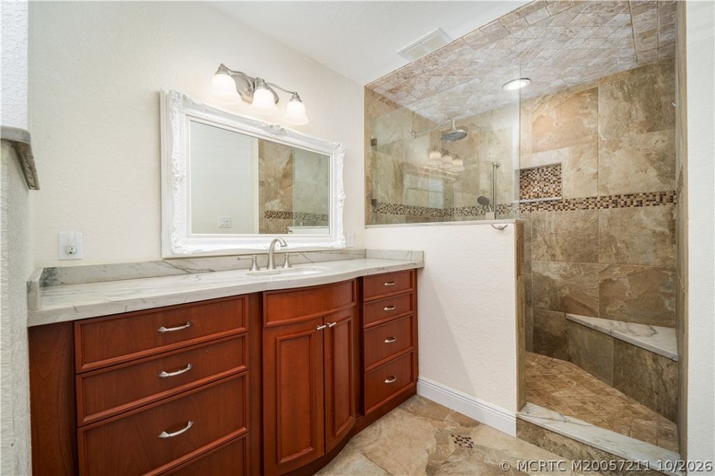 4203 NE Skyline Drive, Jensen Beach, FL 34957 Photo