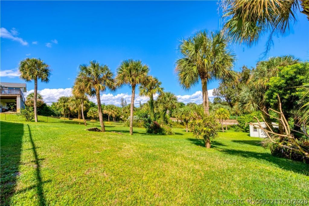 4203 NE Skyline Drive, Jensen Beach, FL 34957 Photo