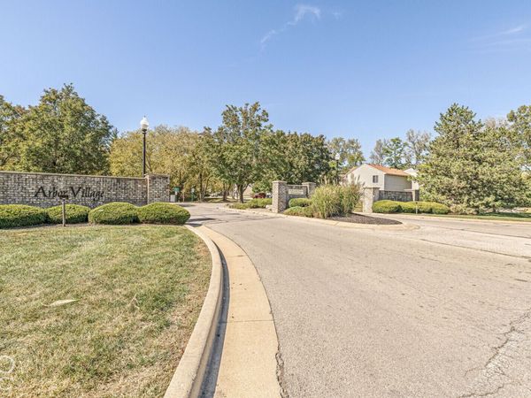 4939 Lewiston Drive, Indianapolis, IN 46254