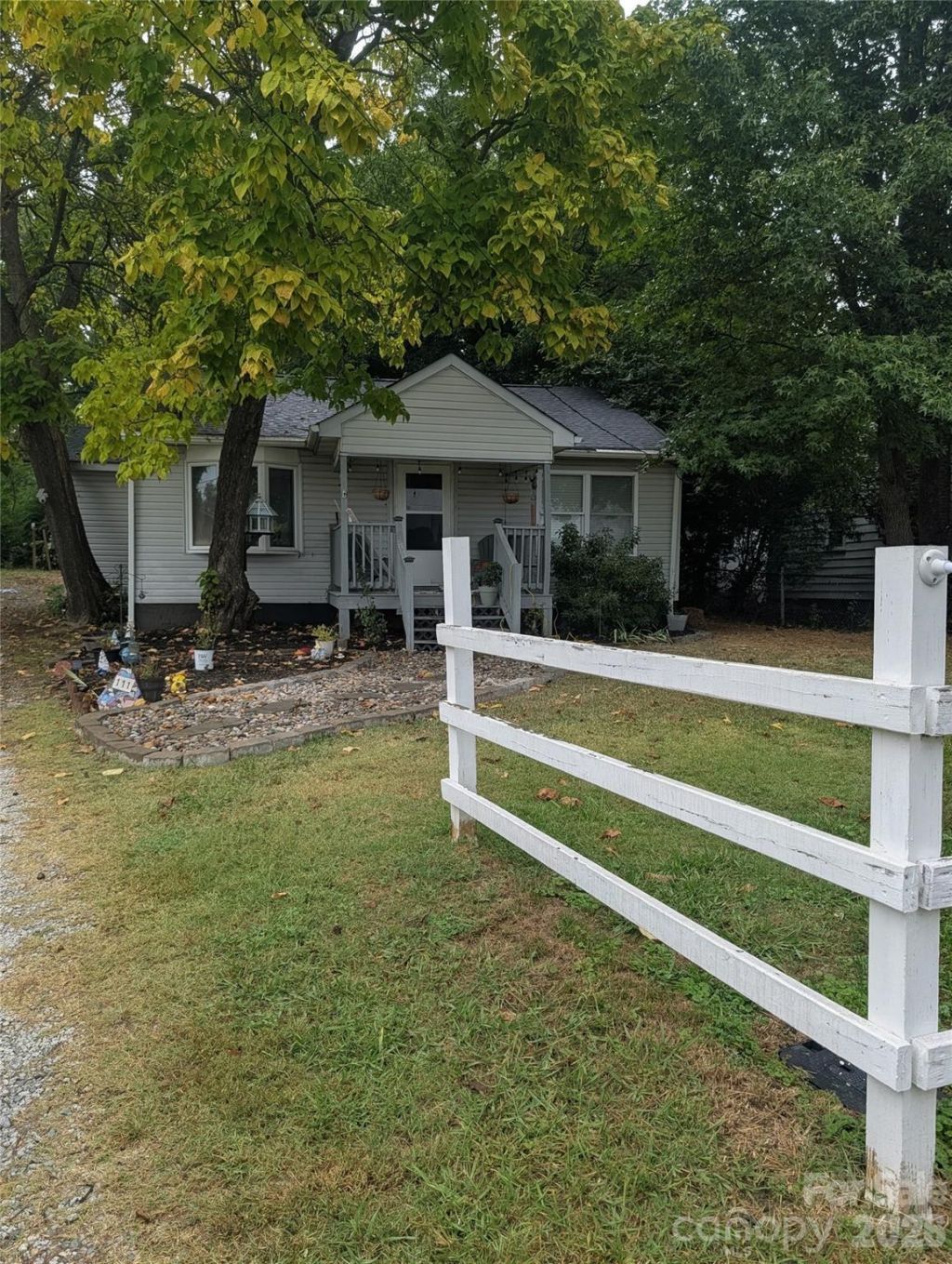 111 Englewood Drive , Archdale, NC 27263 Main Photo