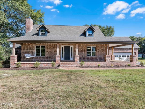 590 Old Bells Road , Jackson, TN 38305