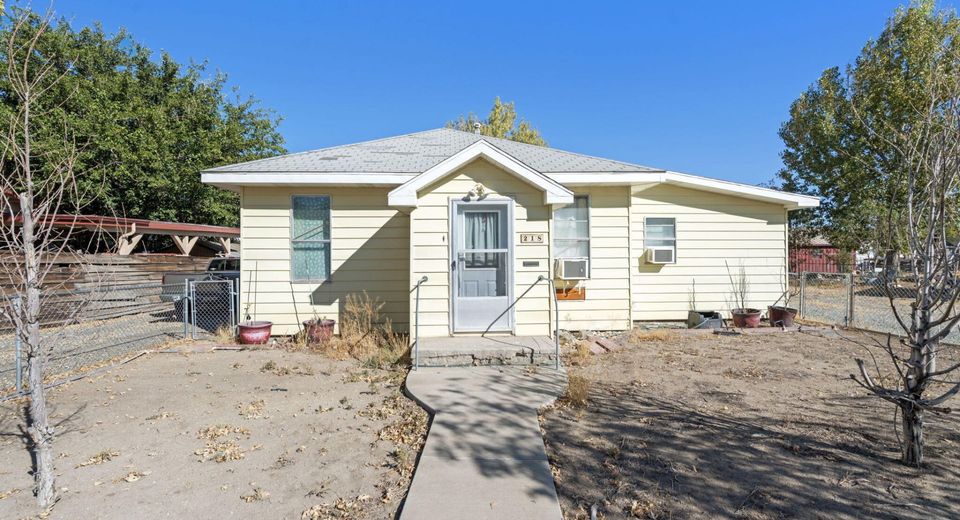 218 S Center Street, Yerington, NV 89447 Photo