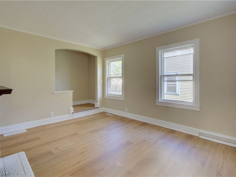 816 Devine Street, Alliance, OH 44601 Photo 6