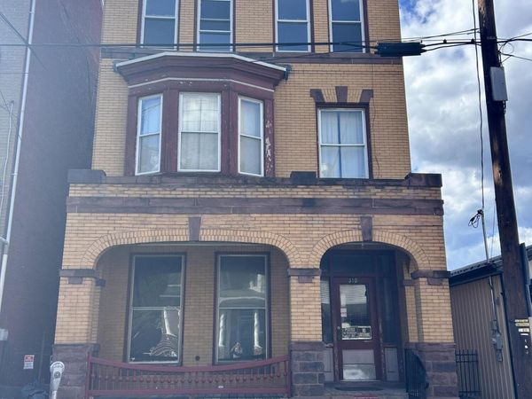310 N SHAMOKIN Street , Shamokin, PA 17872
