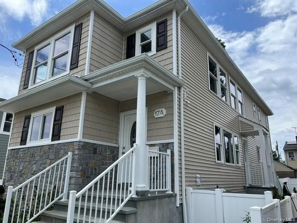 17 Firwood Road , Unit A, Port Washington, NY 11050