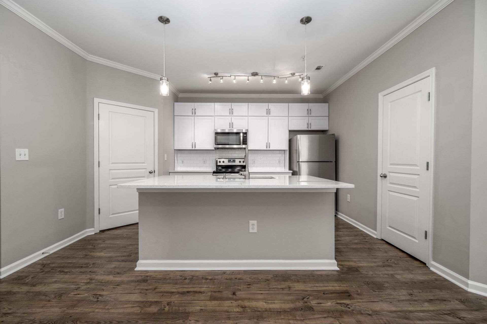 300 Bucksley Lane Photo 11