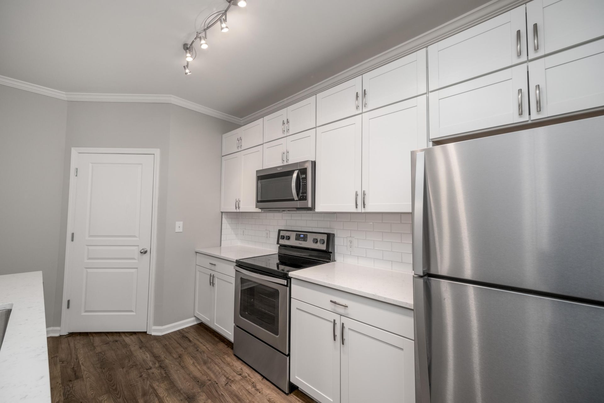 300 Bucksley Lane Photo 8