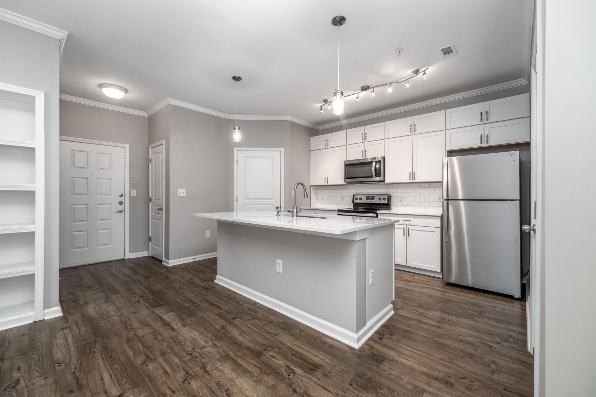 300 Bucksley Lane Photo 9