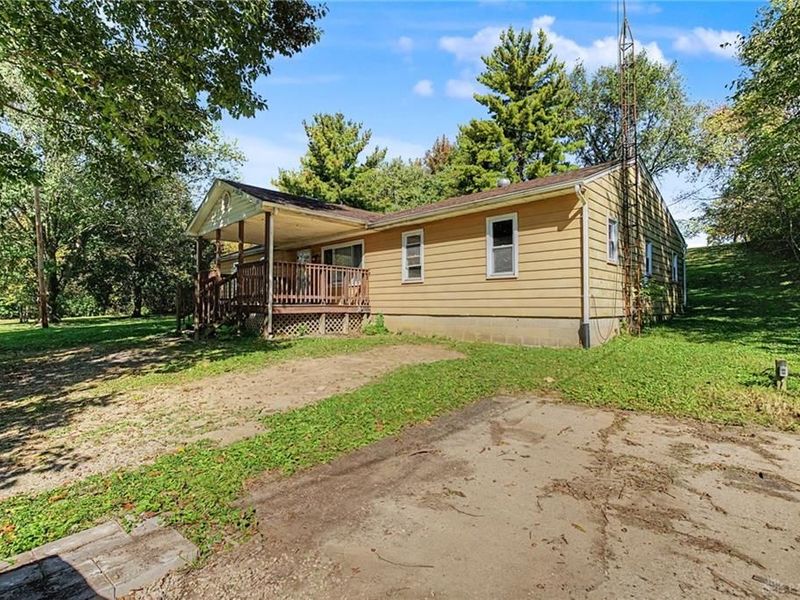 8070 Hinkle Road, Germantown, OH 45042 Photo 3
