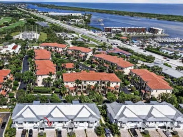 114 ROYAL PALM Circle, Tequesta, FL 33469