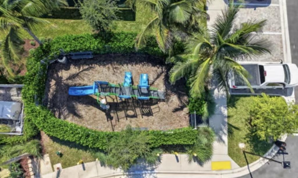 114 Royal Palm Circle, Tequesta, FL 33469 Photo
