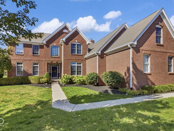 14240 Murphy Circle E, Carmel, IN 46074