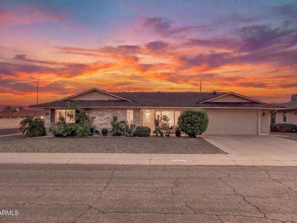 10001 W AUGUSTA Drive, Sun City, AZ 85351