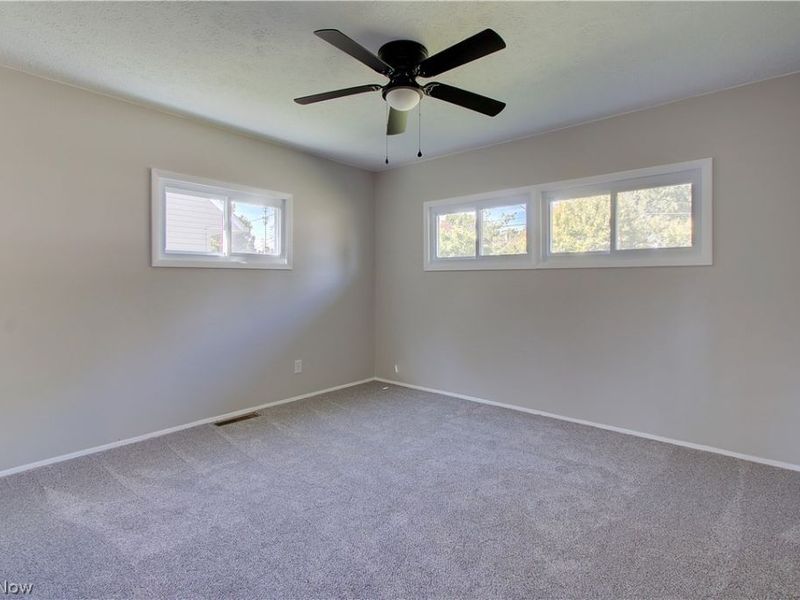 147 Catherine Lane, Alliance, OH 44601 Photo 17