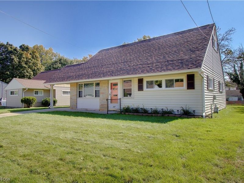 147 Catherine Lane, Alliance, OH 44601 Photo 2