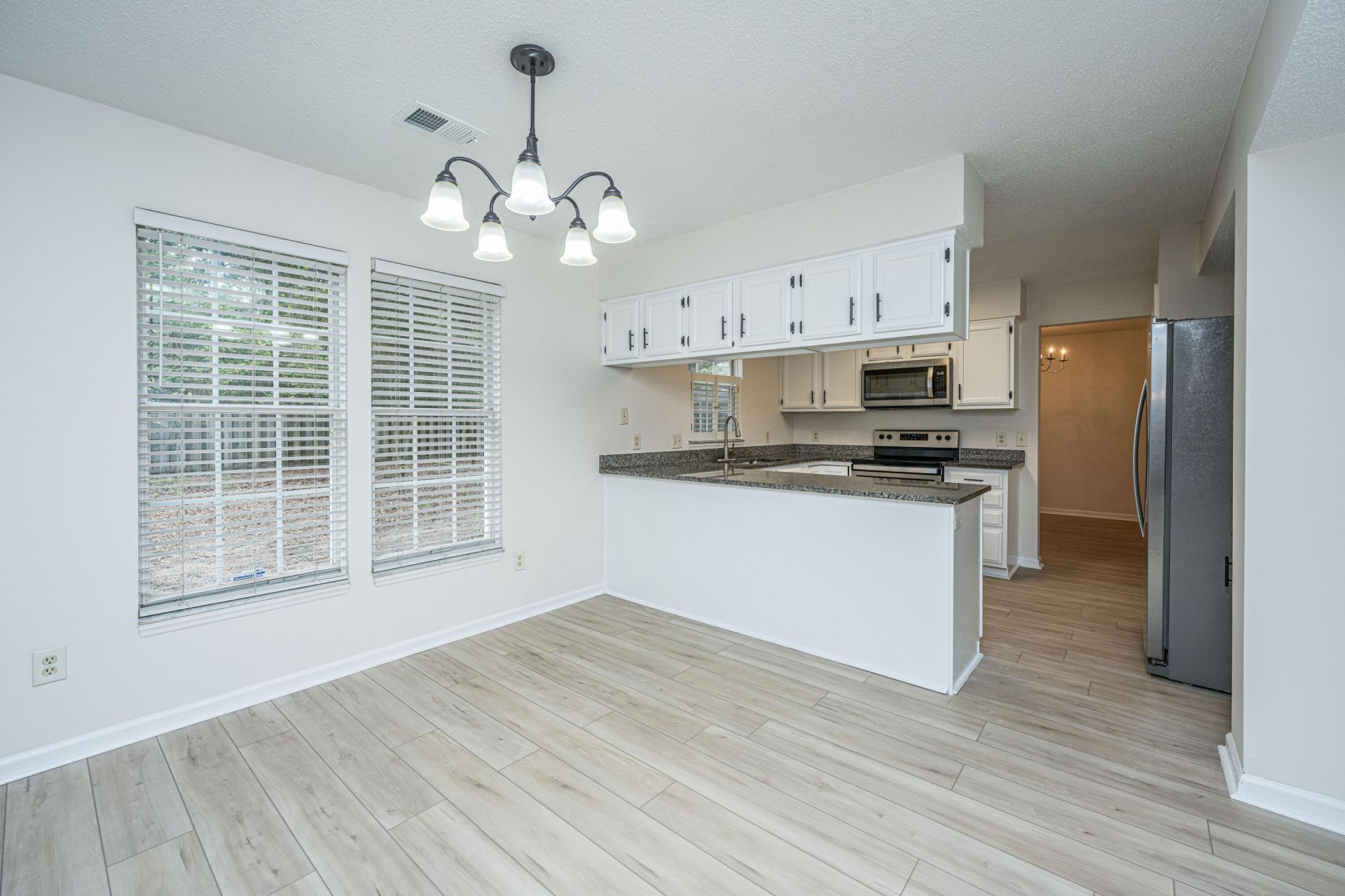 1409 Topaz Drive Photo 16