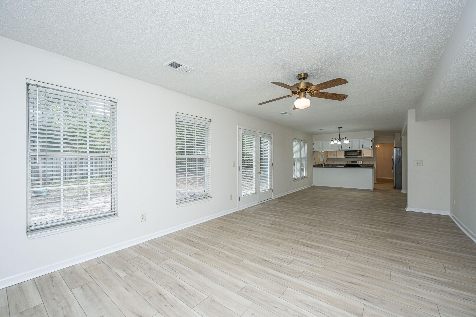 1409 Topaz Drive Photo 22