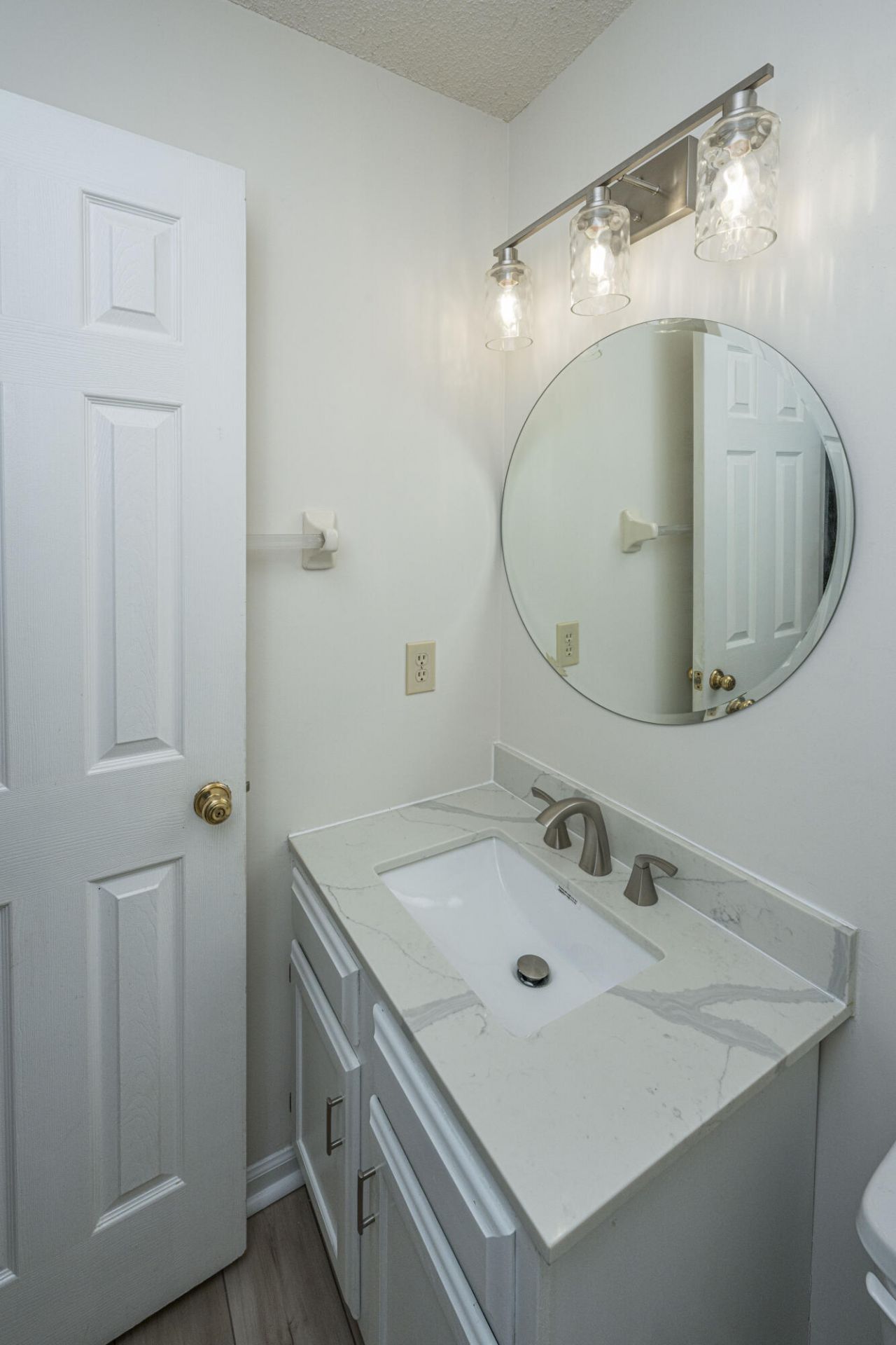 1409 Topaz Drive Photo 24