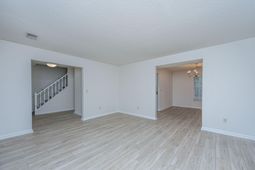 1409 Topaz Drive photo 4