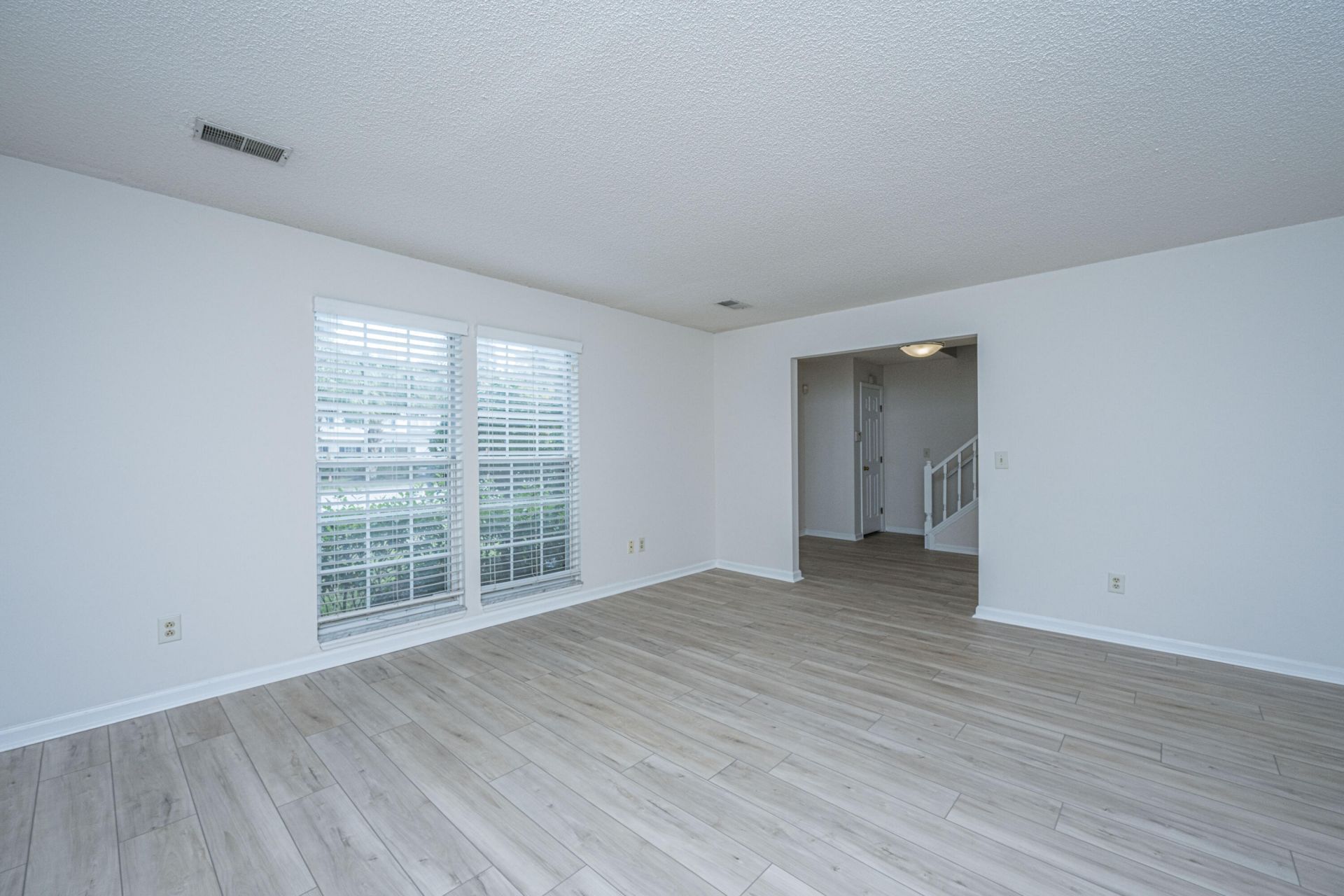 1409 Topaz Drive Photo 6