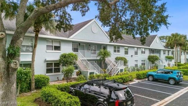 101 Wading Bird Cir , Unit 202, Naples, FL 34110 Photo