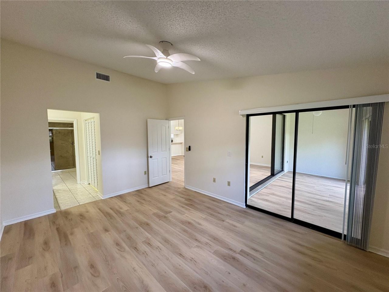 5535 Hampstead Heath, Unit 45, Sarasota, FL 34235 Photo