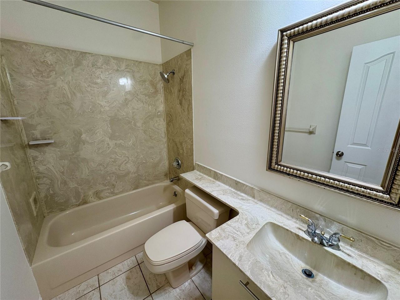 5535 Hampstead Heath, Unit 45, Sarasota, FL 34235 Photo