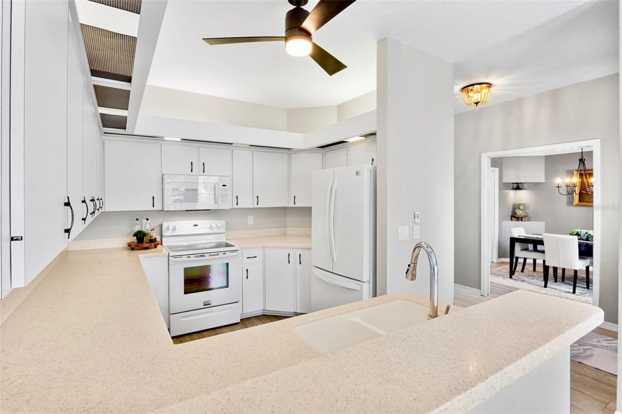 7303 52nd Terrace E, Bradenton, FL 34203 Photo