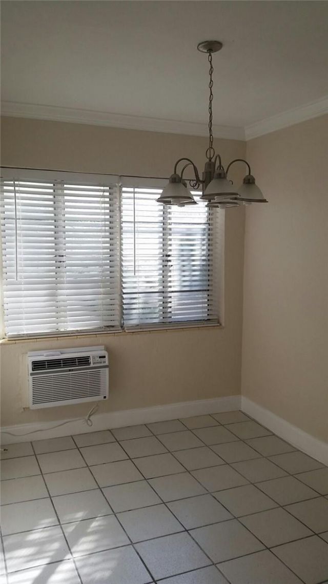 830 80th Street, Unit 6, Miami Beach, FL 33141 Photo