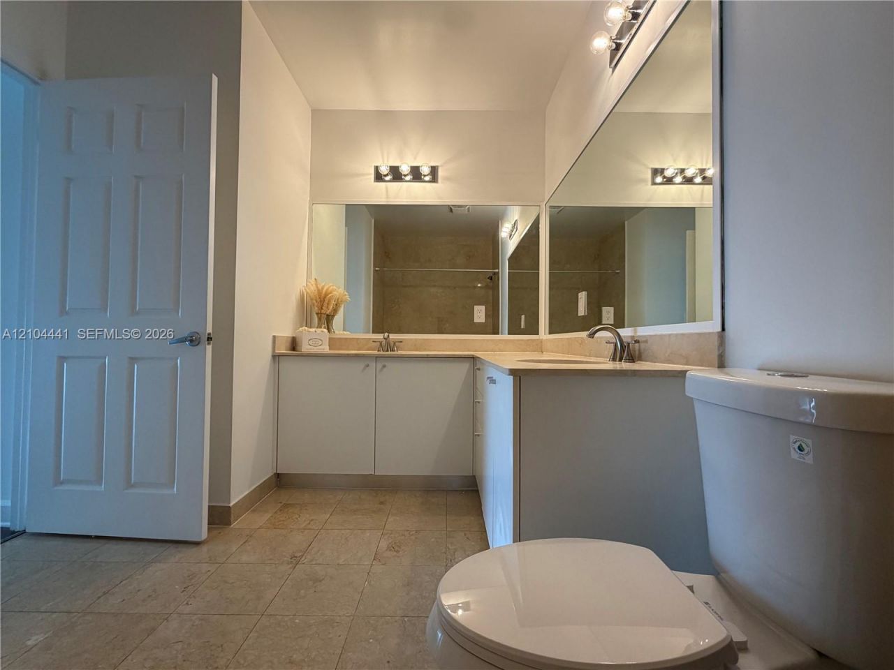 2100 Van Buren St , Unit 320, Hollywood, FL 33020 Photo